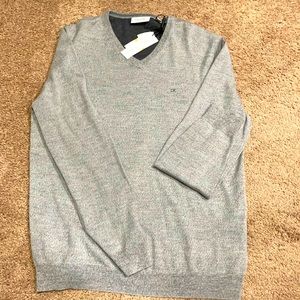 Calvin Klein men’s sweater - medium.